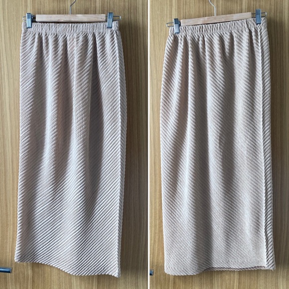 Rare - Circa 1997 - Vintage Issey Miyake Jacket/Top and Skirt Set - Picture 6 of 13